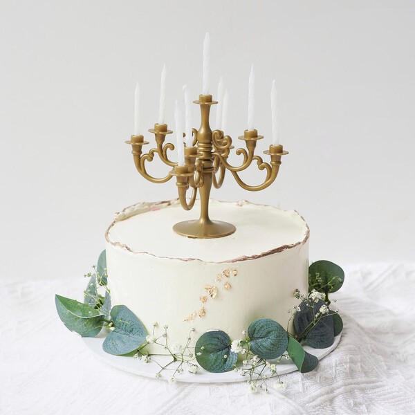 Eleanor Fresh Fruit Cake